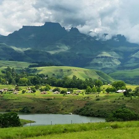 Wits End Mountain Resort Champagne Valley Eksteriør billede