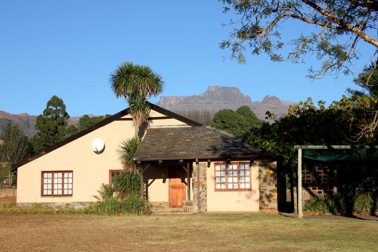 Wits End Mountain Resort Champagne Valley Eksteriør billede