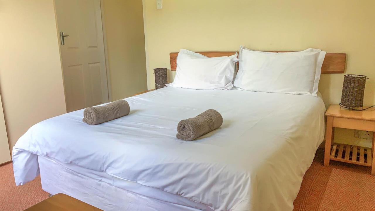 Wits End Mountain Resort Champagne Valley Eksteriør billede