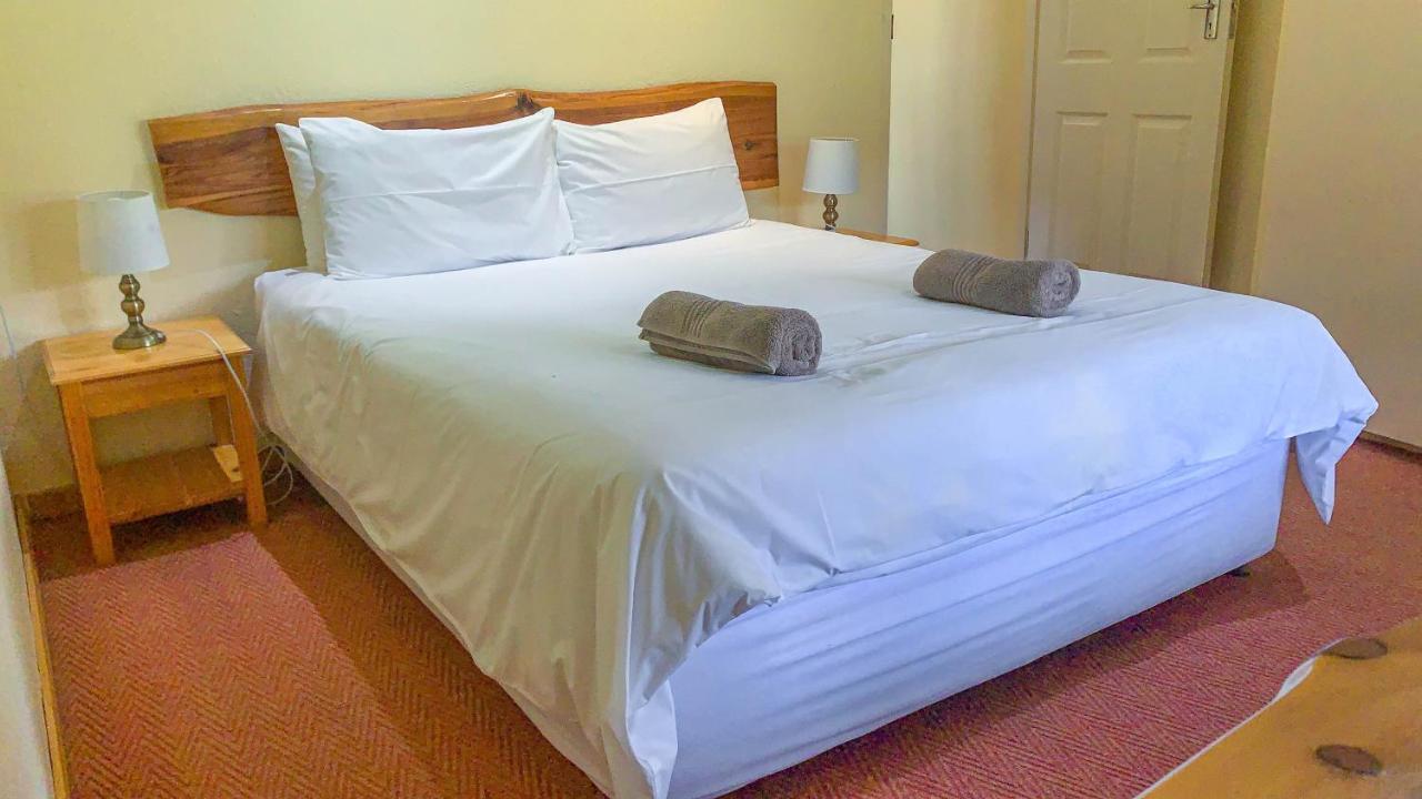 Wits End Mountain Resort Champagne Valley Eksteriør billede