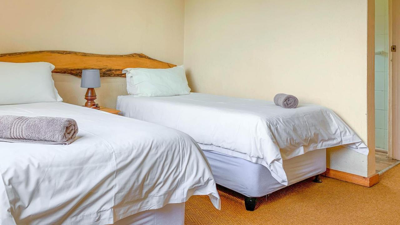 Wits End Mountain Resort Champagne Valley Eksteriør billede