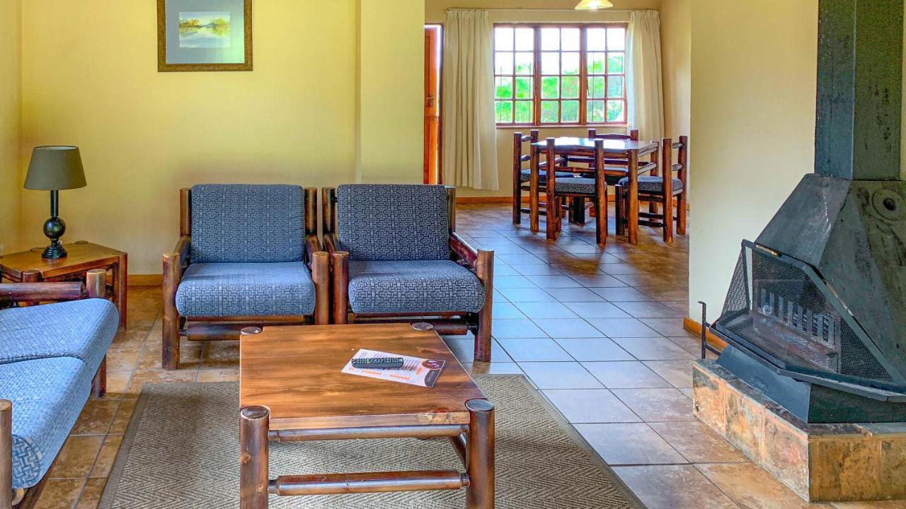 Wits End Mountain Resort Champagne Valley Eksteriør billede