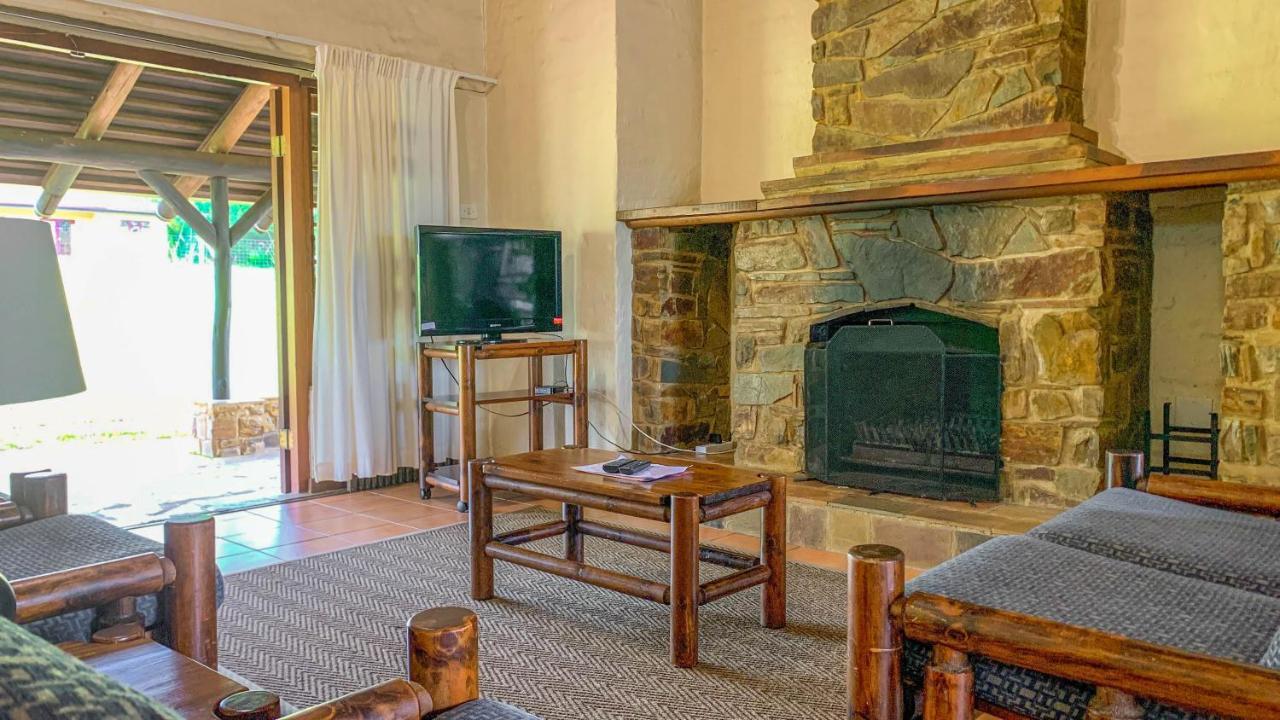 Wits End Mountain Resort Champagne Valley Eksteriør billede