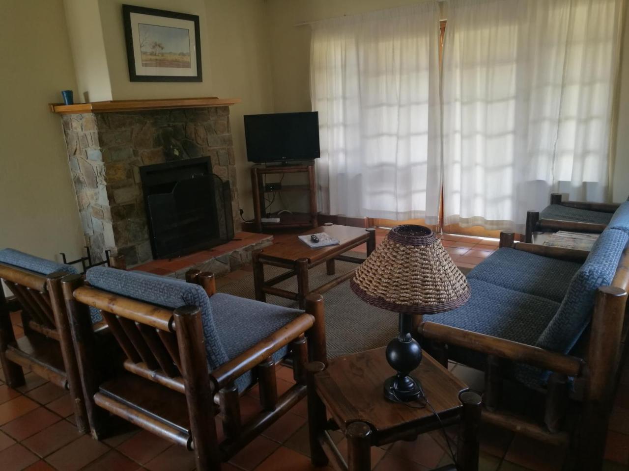 Wits End Mountain Resort Champagne Valley Eksteriør billede