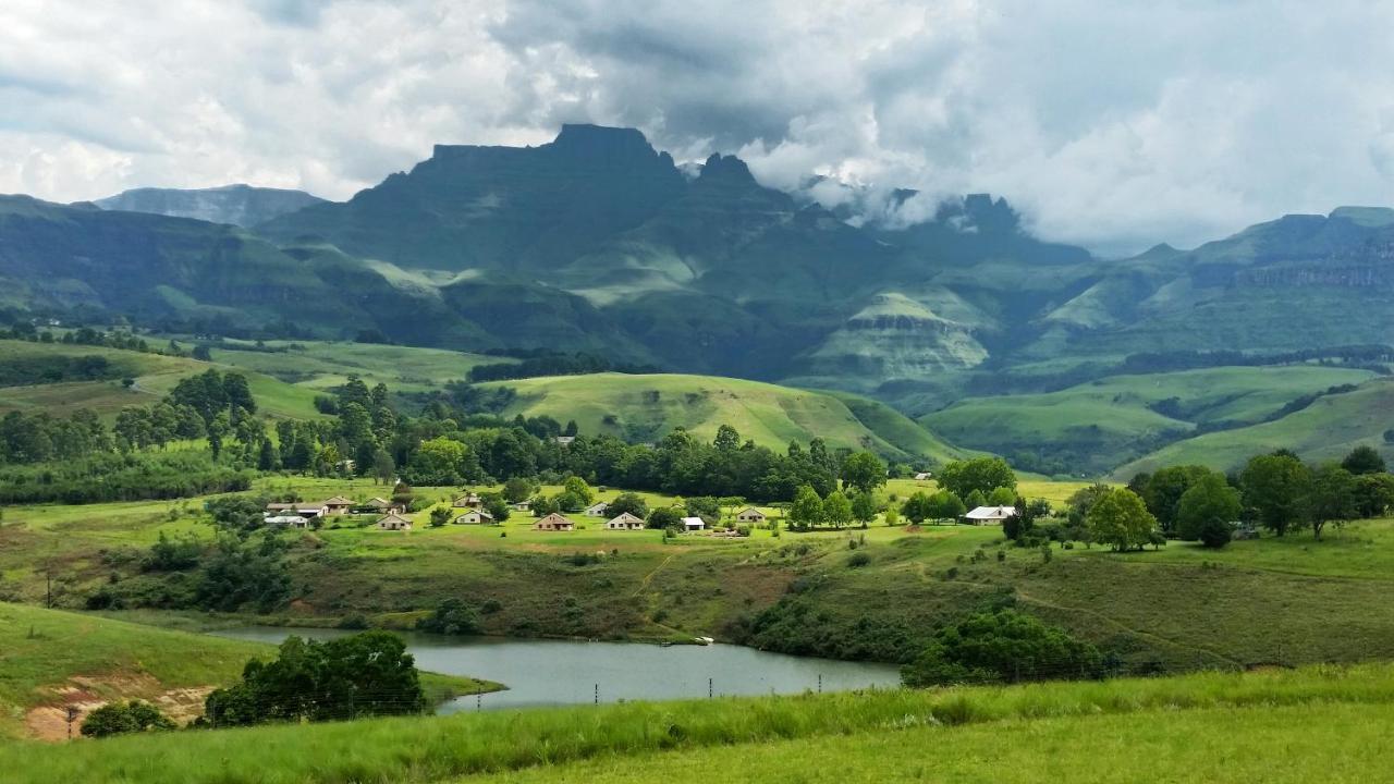 Wits End Mountain Resort Champagne Valley Eksteriør billede
